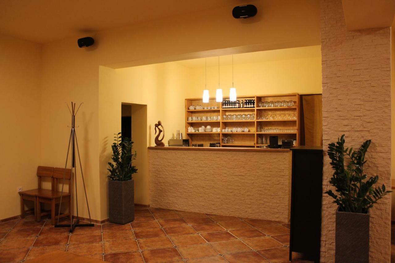 Hotel Pod Zelenou Český Těšín Buitenkant foto